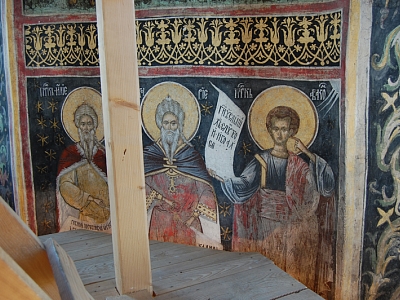 Malba ve věži kostela
